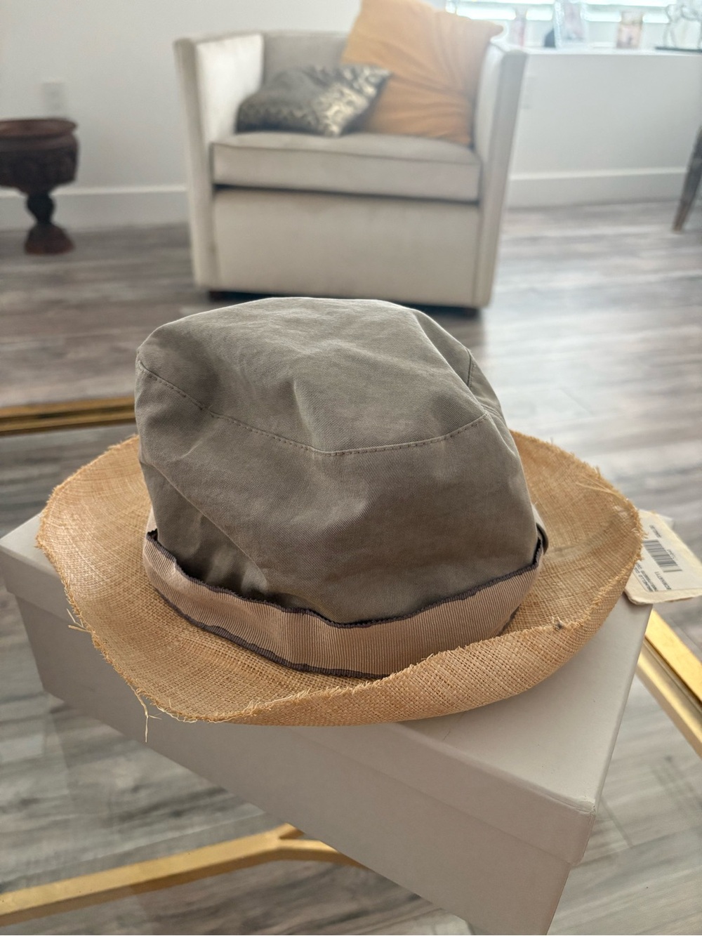 Brunello Cucinelli Natural Straw and Khaki Canvas Men's Cap. MSRP 340$ - Picture 2 of 4
